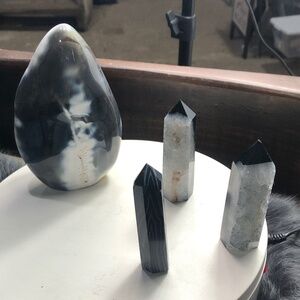 BLACK AGATE BUNBLE